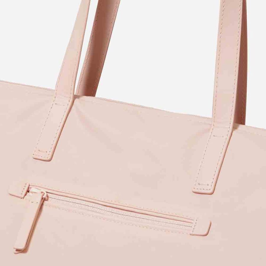 ⁦ReNew Traveler Tote⁩ - الصورة ⁦4⁩